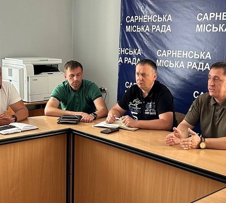 Міський голова Руслан Серпенінов провів робочу нараду зі старостами громади