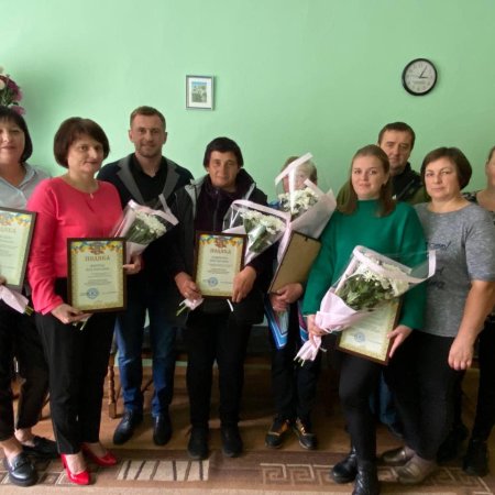 Нагородили Подяками міського голови працівників відділення поштового звʼязку АТ «Укрпошта»
