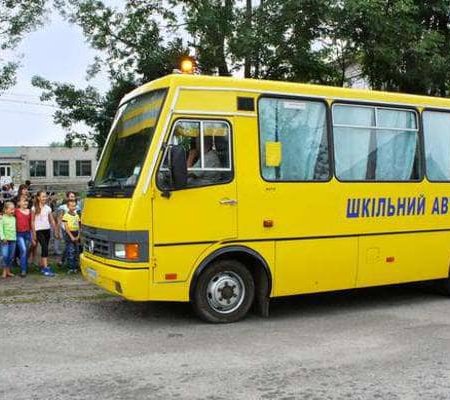 Управління освіти Сарненської міської ради в пошуках водіїв шкільних автобусів!