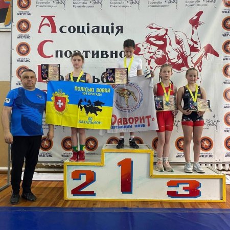 Чемпіонат Рівненської області з вільної боротьби (U-13): сила, дух і пам’ять 