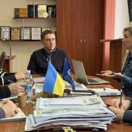 Енергоефективна термомодернізація у Сарнах: хід робіт перевірила моніторингова група ПРООН Енергоефективна термомодернізація у Сарнах: хід робіт перевірила моніторингова група ПРООН