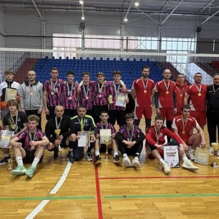 ВК «Фаворит» (Сарни) – чемпіон району з волейболу!