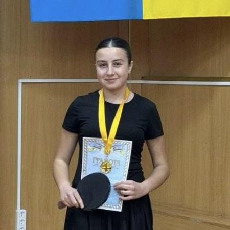 Юна тенісистка здобула «золото» на чемпіонаті у Рівному