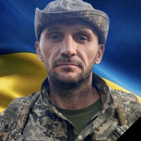 Сарненська громада отримала ще одну болючу звістку. Стало відомо про загибель солдата Олексія Аврамишина.