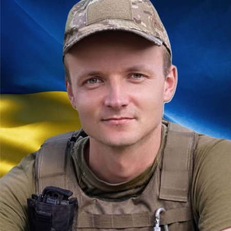 Сарненська громада отримала важку та болісну звістку: підтвердилася загибель ще одного нашого Захисника - лейтенанта Костянтина Сербенюка.