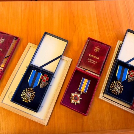 Нагороди, за якими - життя і подвиг Героїв